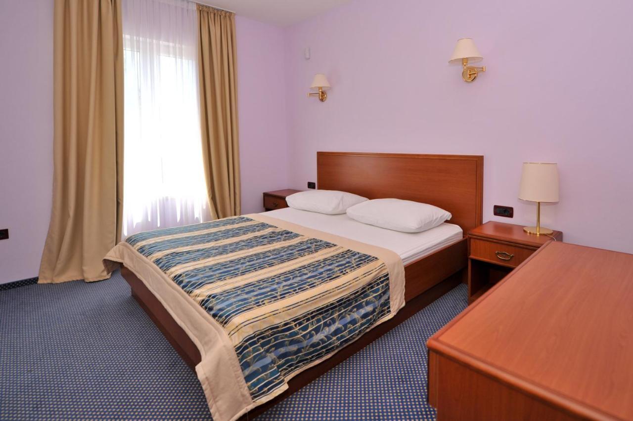 Villa Kastel Povljana Habitación foto